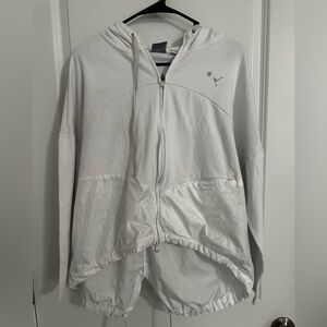 PUMA Zip Jacket.  White.  Good used Condition. Large